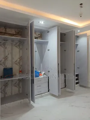 Wardrope Finishes