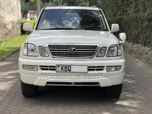 Toyota Land Cruiser 2005 White