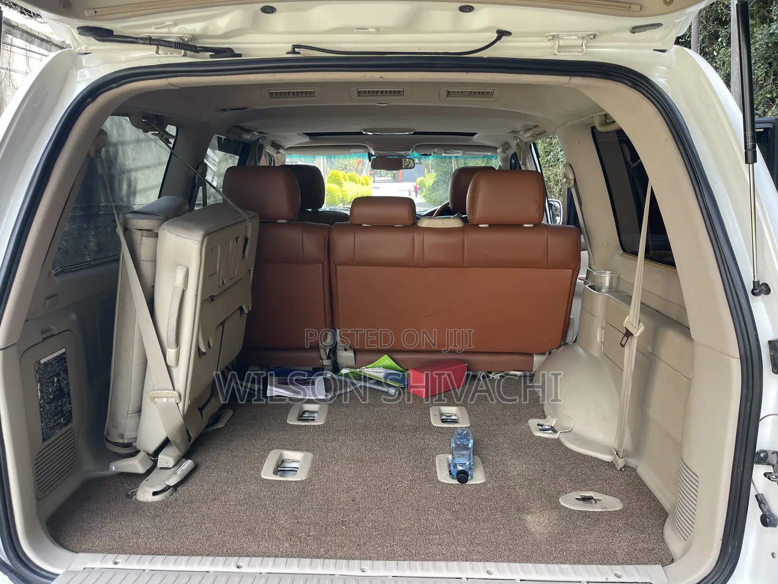 Toyota Land Cruiser 2005 White