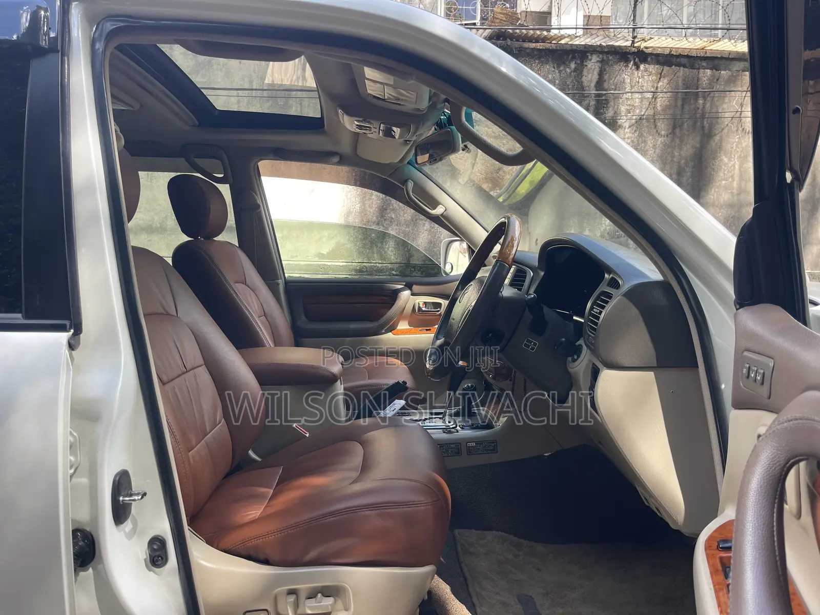 Toyota Land Cruiser 2005 White