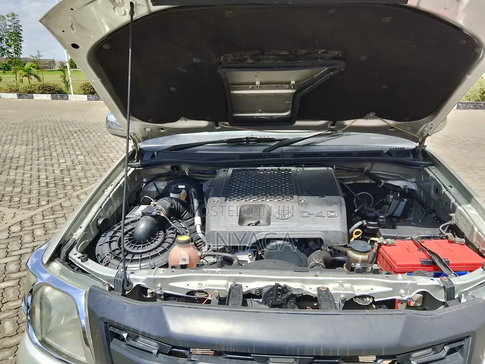 Toyota Hilux 2008 Gray
