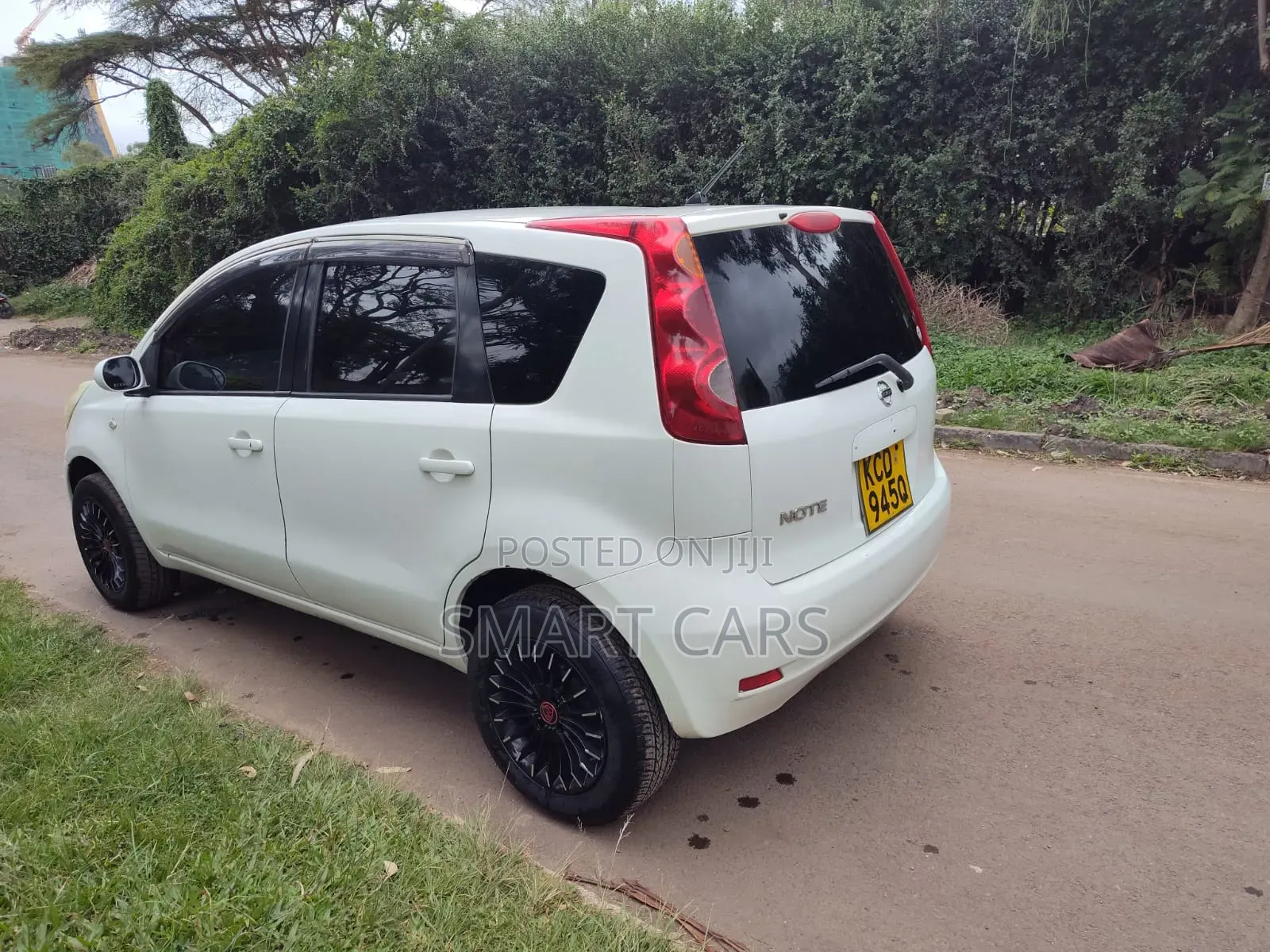 Nissan Civilian 2008 White