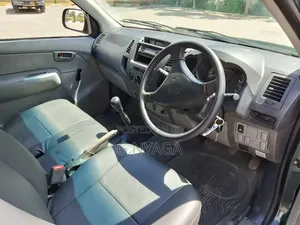 Toyota Hilux 2008 Green