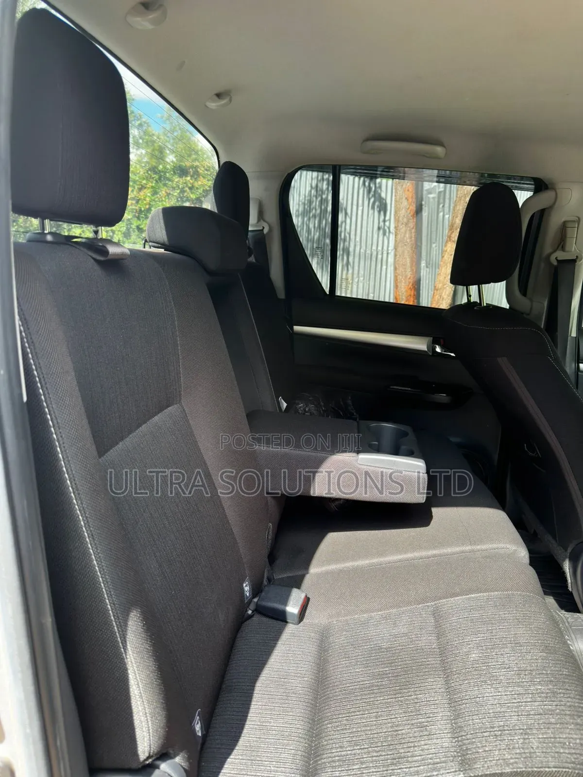Toyota Hilux 2020 Silver