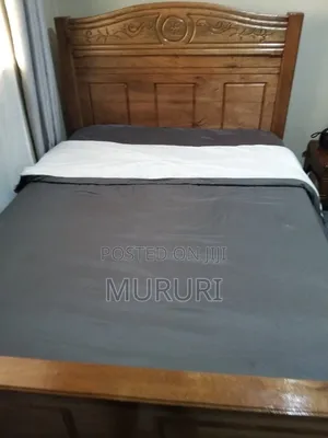 Mahagony Bed 4.5 by 6