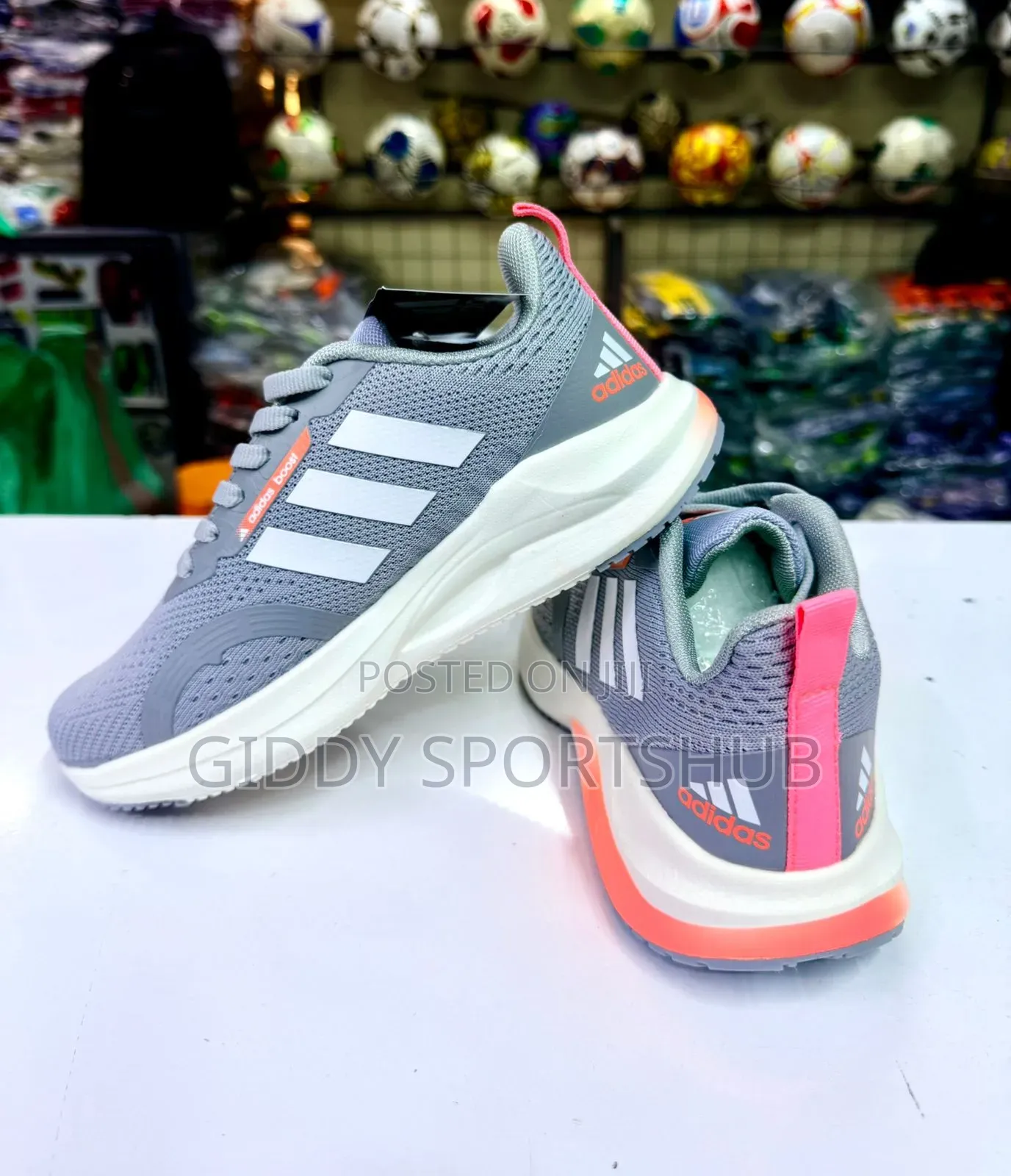 Adidas Aero Turbo Thrive Sneakers Grey White Pink