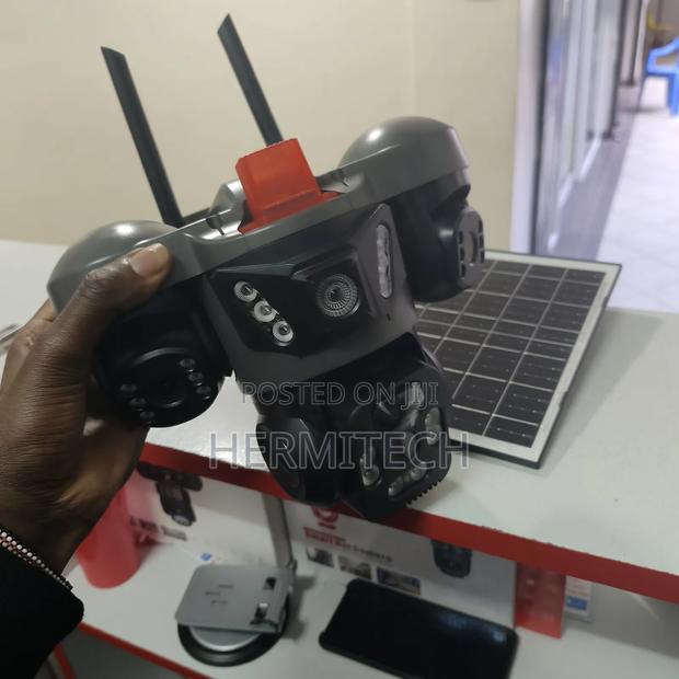 Solar Triple Lens 4g Outdoor Cctv Surveillance Camera