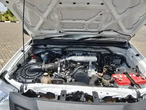 Toyota Hilux 2014 White