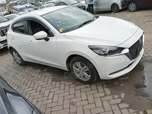Mazda 2 2020 White