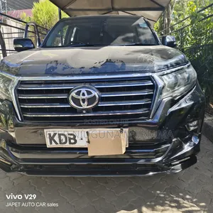 Toyota Land Cruiser Prado 2013 Black