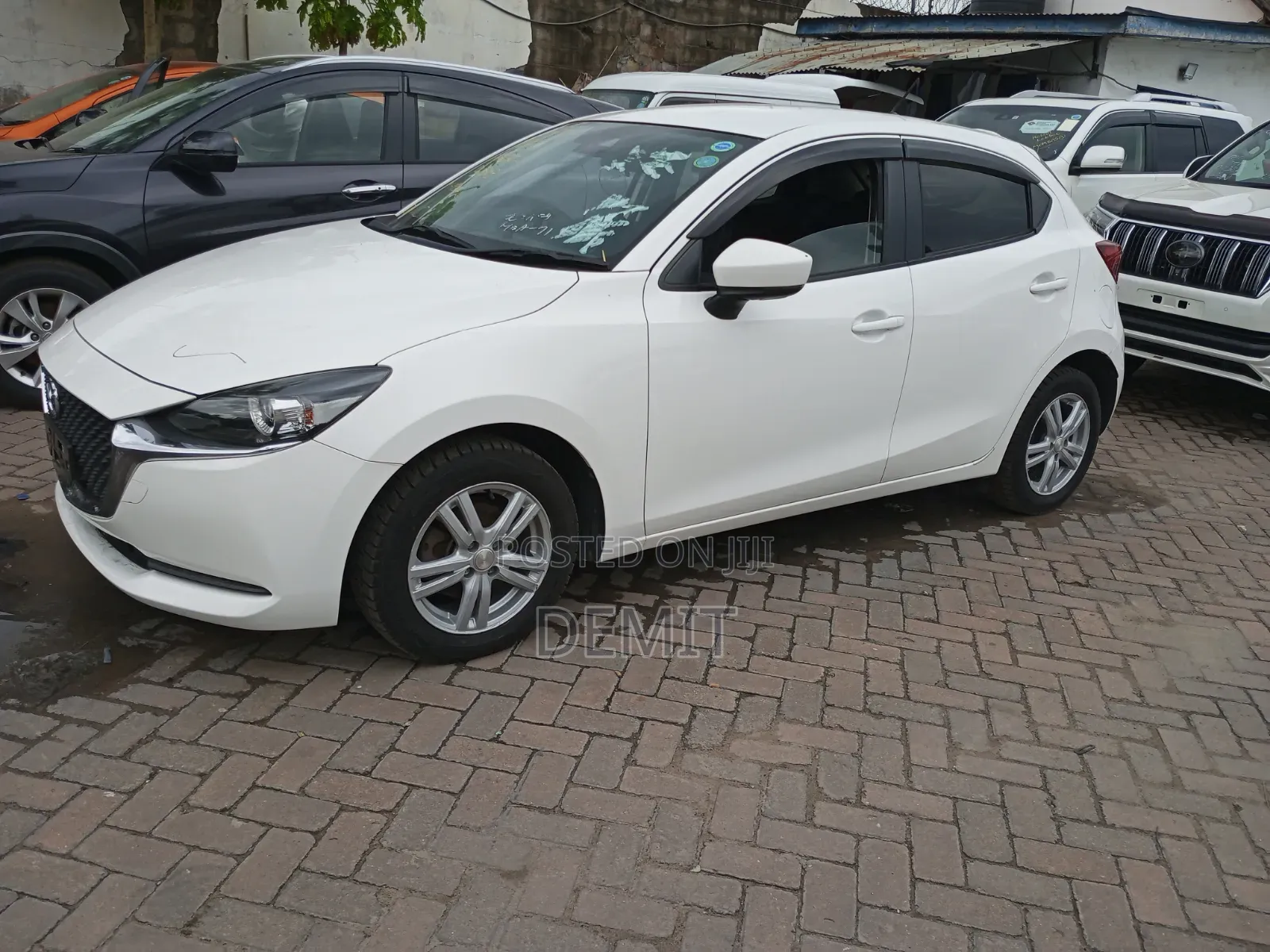 Mazda 2 2020 White