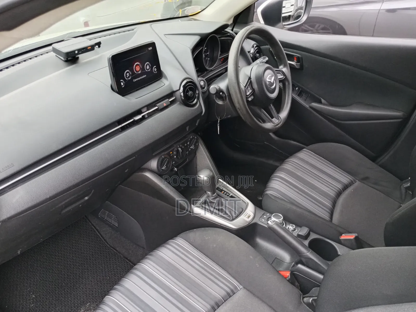 Mazda 2 2020 White
