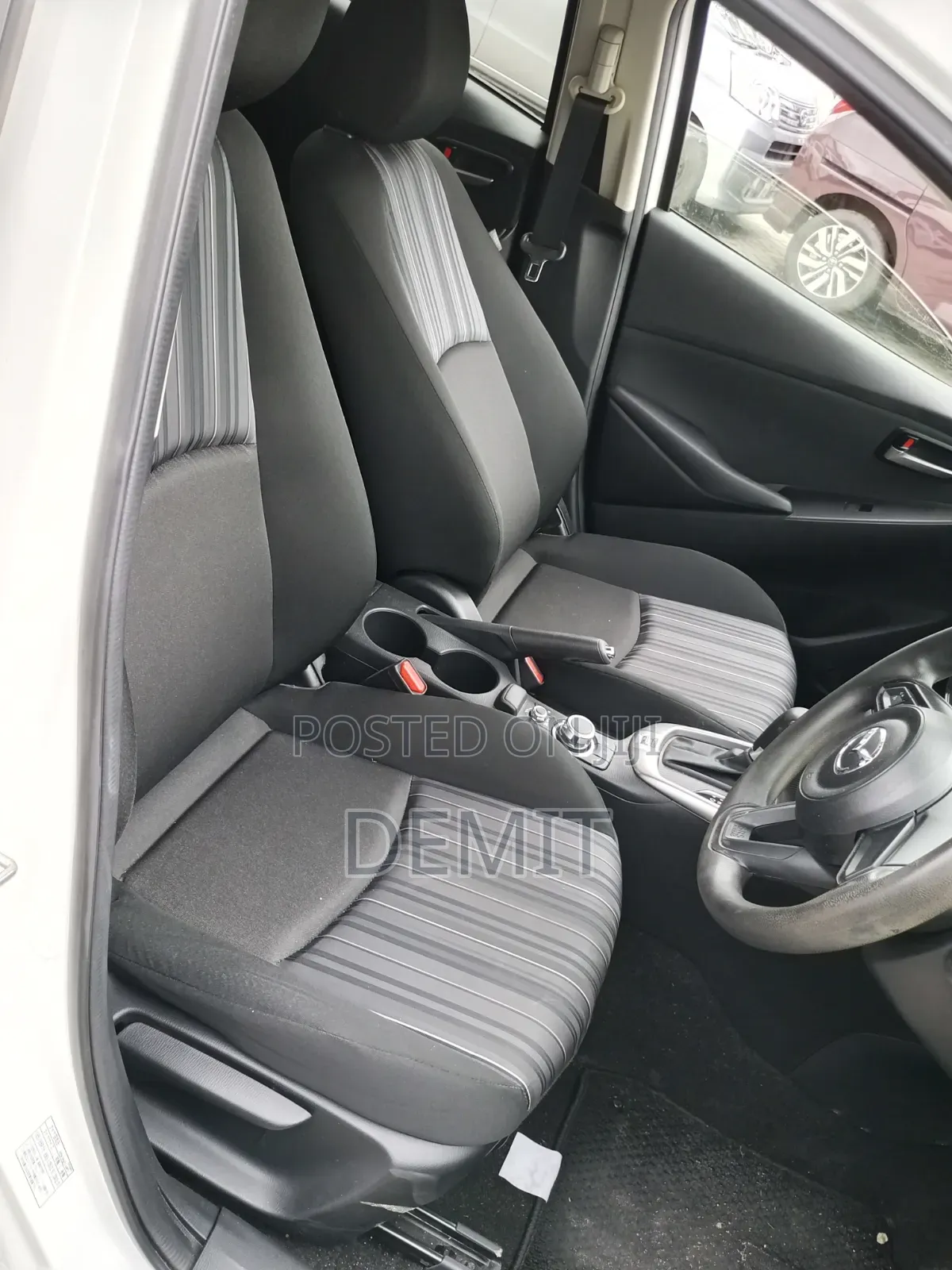 Mazda 2 2020 White