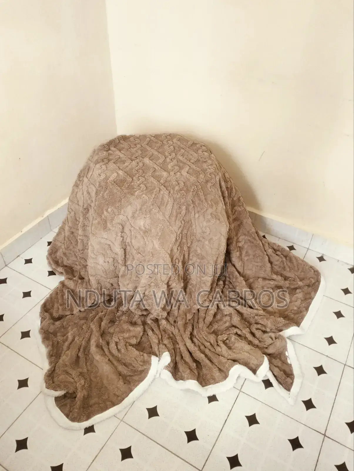 Fleece/ Sherpa/ Throw Blankets