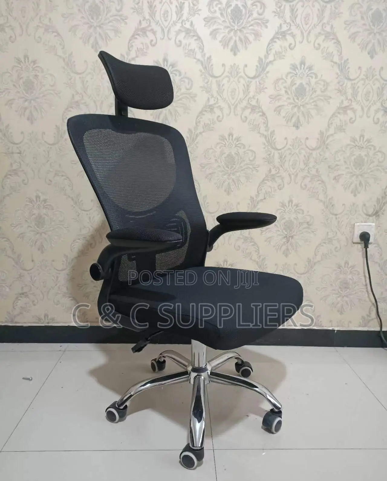 Ergonomic Desk Chair With Flip Up Arms