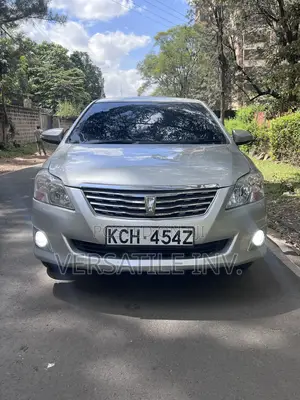 Toyota Premio 2011 Silver