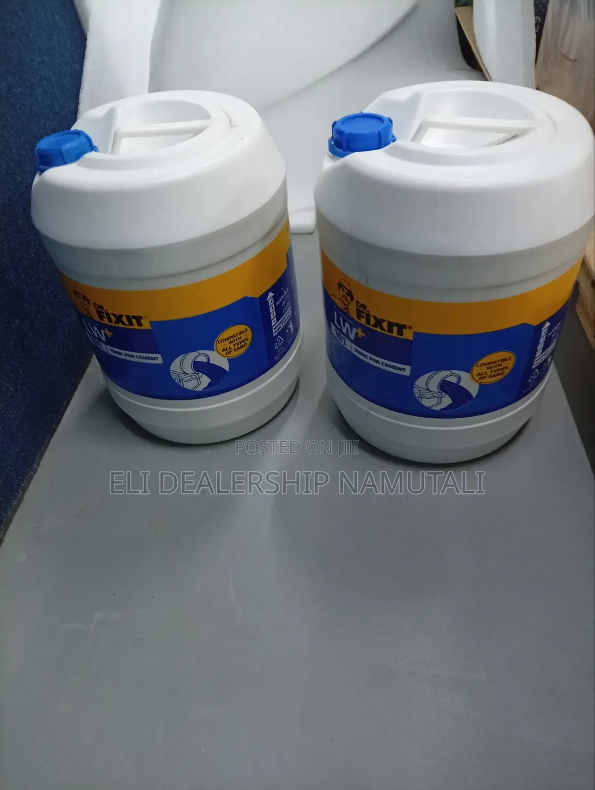 Dr. Fixit Lw+ 101 Water Barrier Additive for Cement Mortar 20l