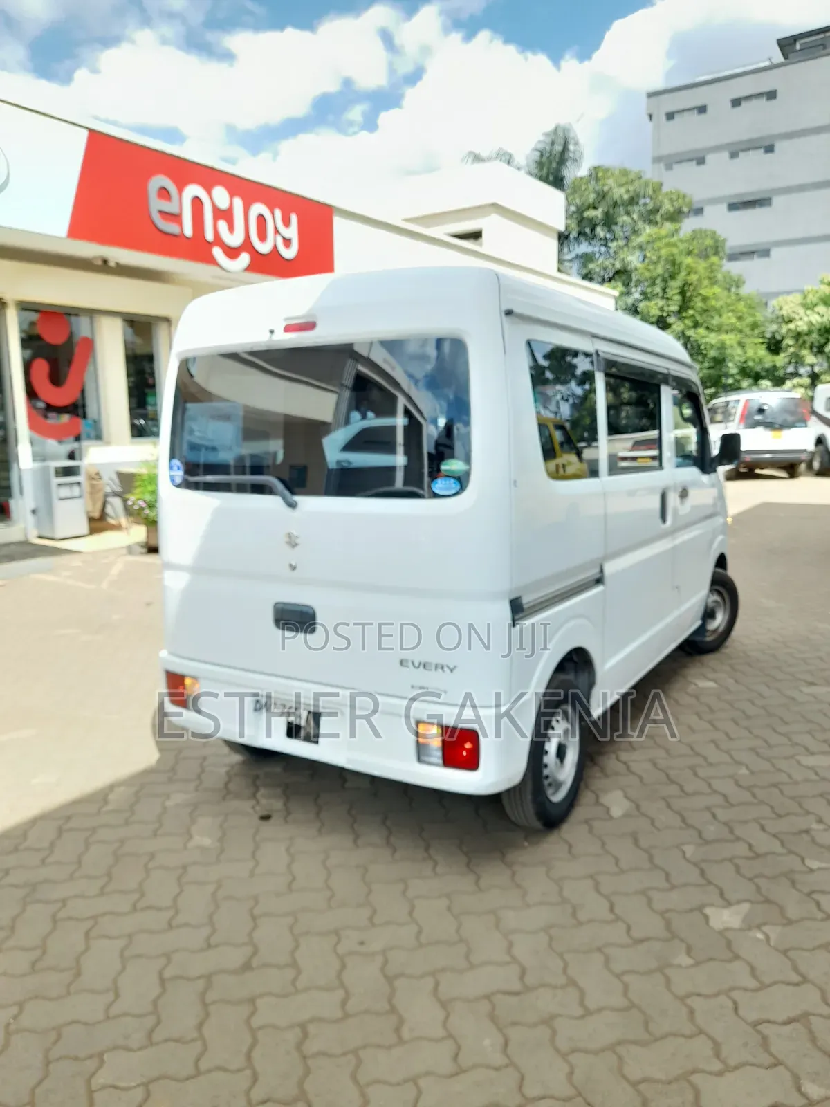 Suzuki Every Wagon 2019 White