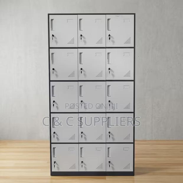 15 Door Metal Storage Locker - thumbnail 2
