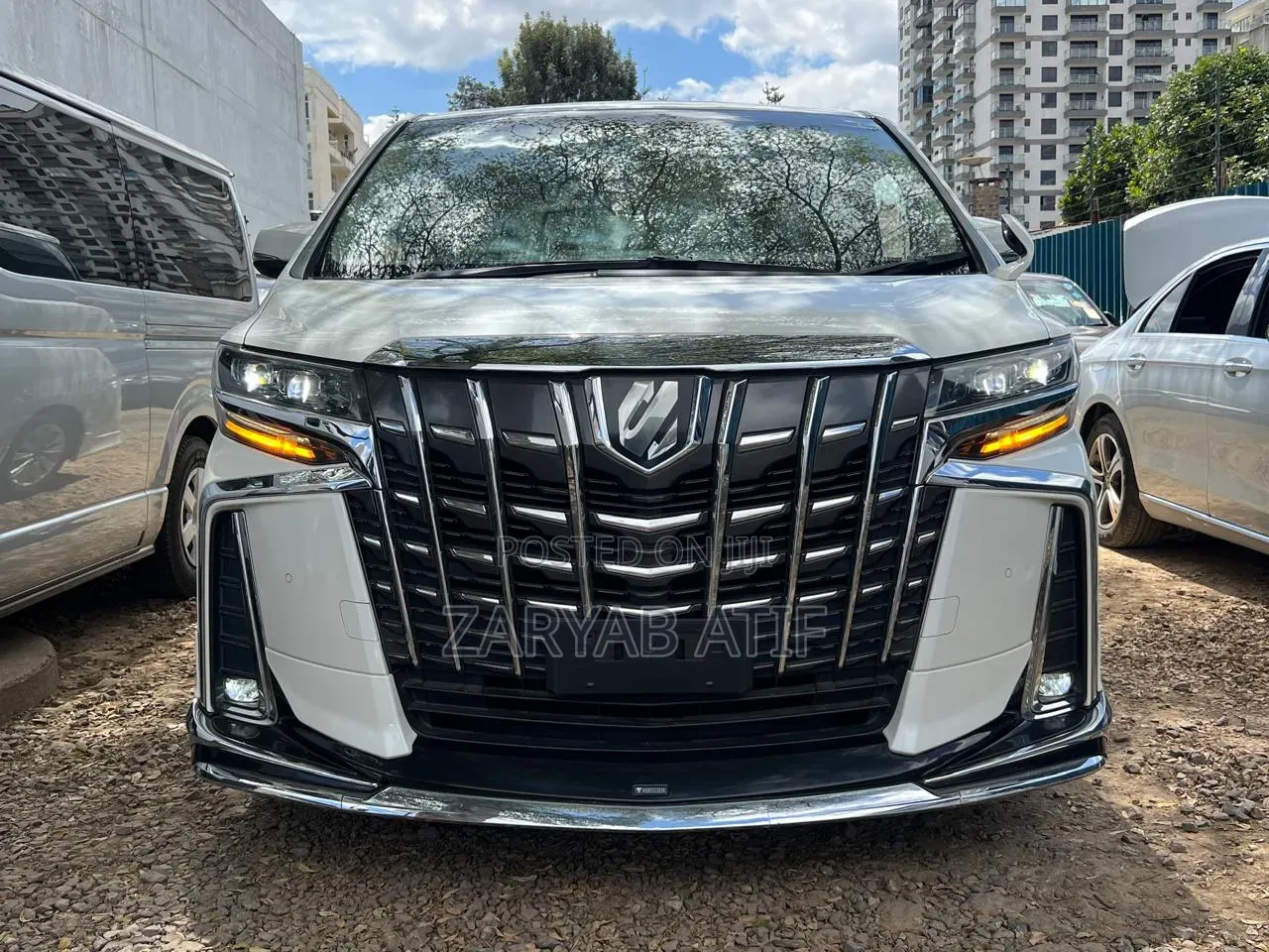 Toyota Alphard 2019 White