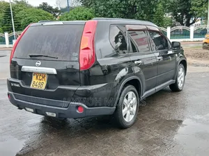 Nissan X-Trail 2011 Black
