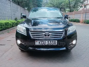 Toyota Vanguard 2012 Black