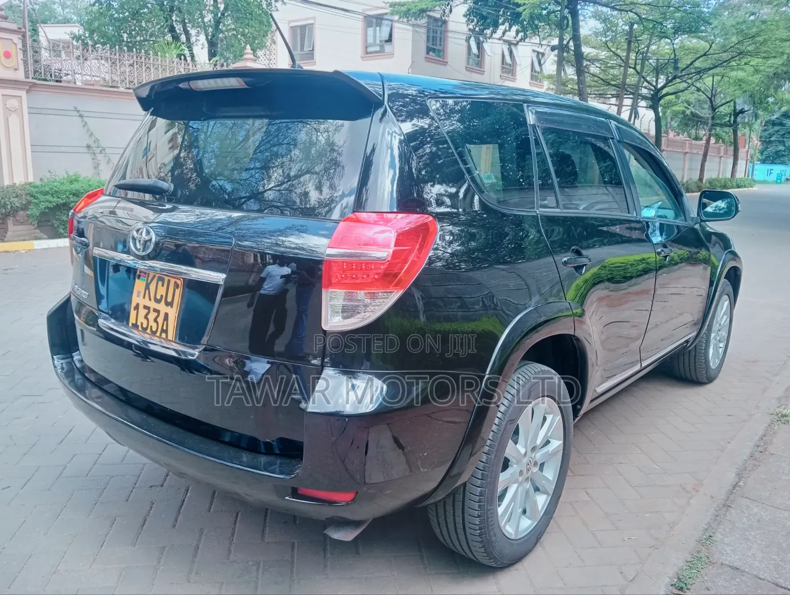 Toyota Vanguard 2012 Black
