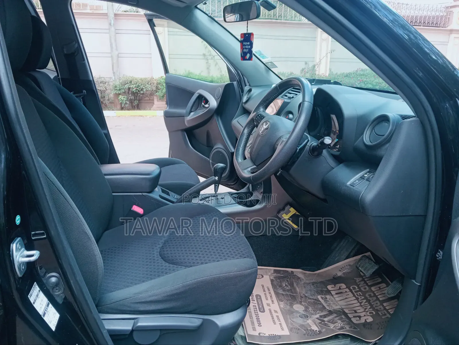 Toyota Vanguard 2012 Black