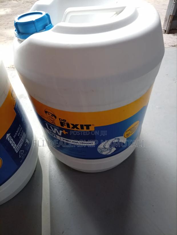 Dr. Fixit Pidiproof Lw+ 101 Damp-Proofing Admixture - thumbnail 2