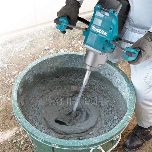 Makita Pant Mixer - main view