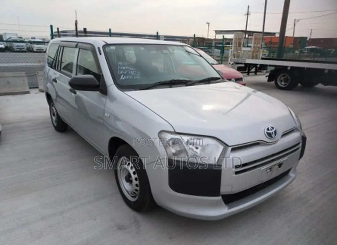 Toyota Probox 1.5 Hybrid DX 2021 Silver