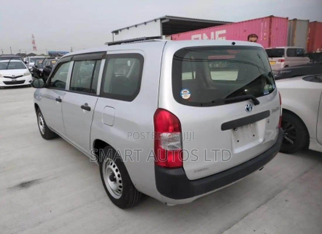 Toyota Probox 1.5 Hybrid DX 2021 Silver