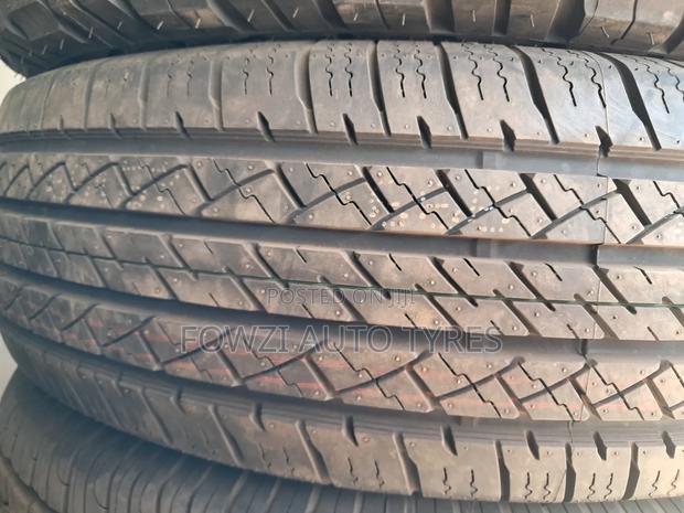 225/75r15 Cf 2000 Highway All Season Comforser - thumbnail 3