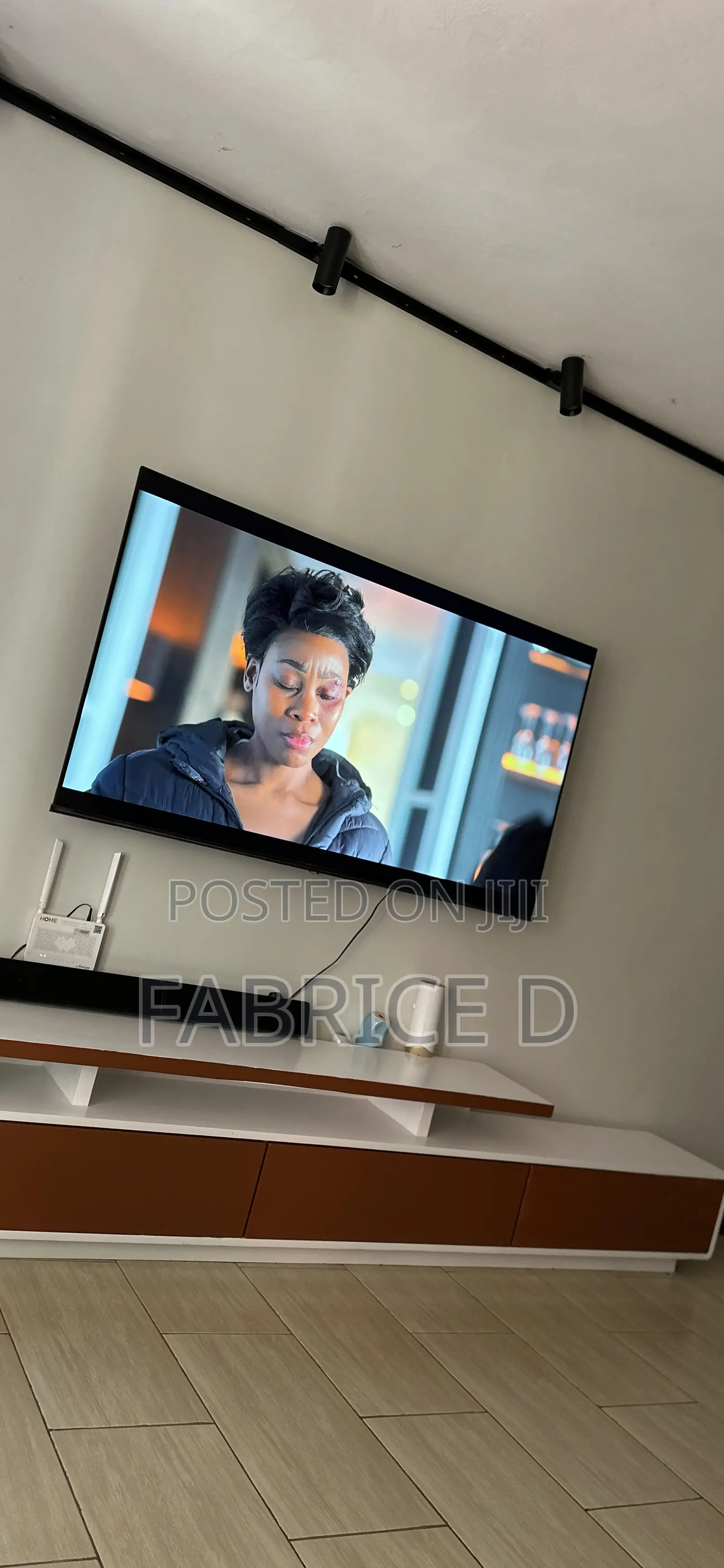 Hisense 65”