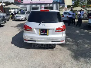 Nissan Wingroad 2012 Silver