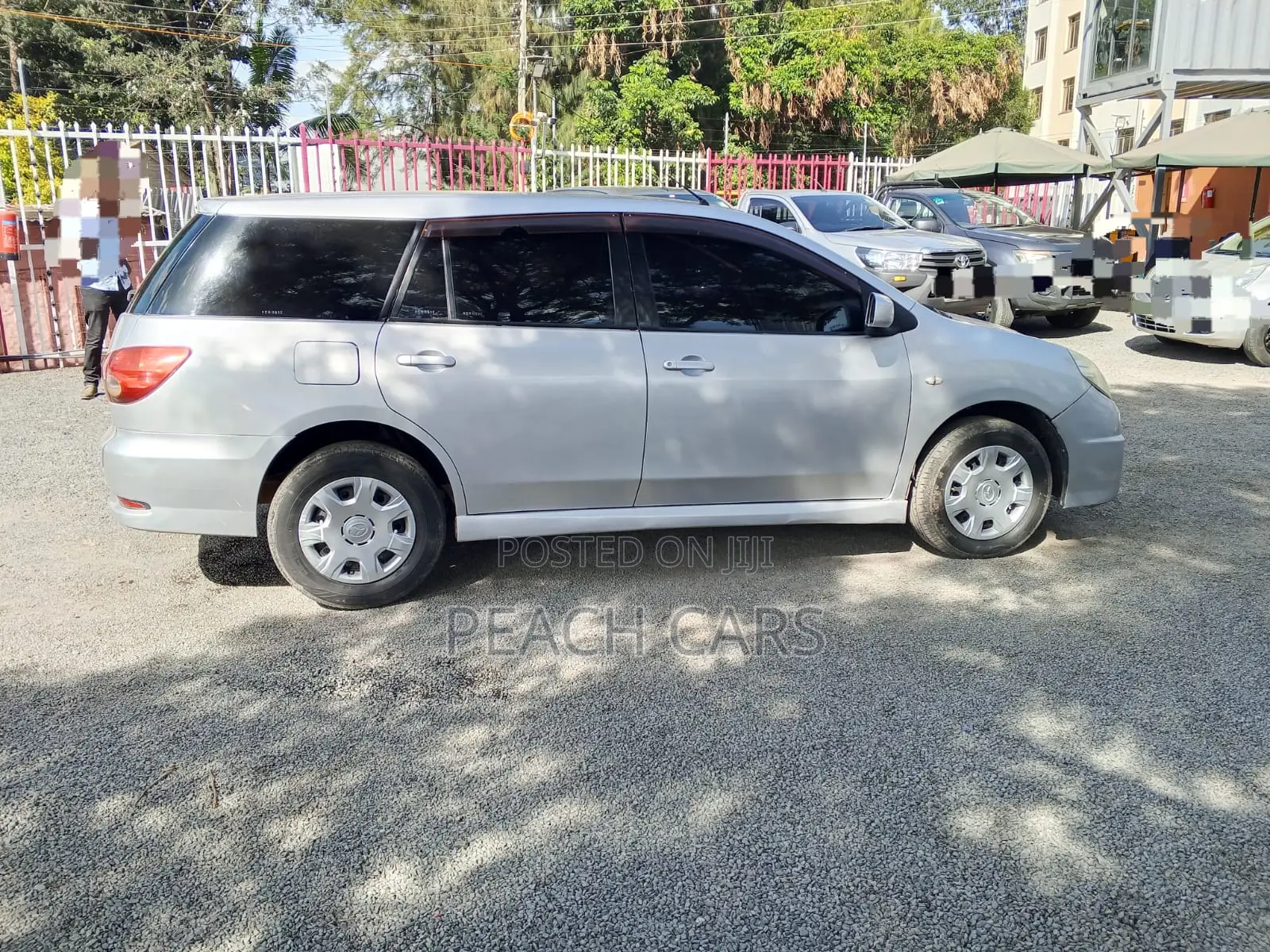 Nissan Wingroad 2012 Silver