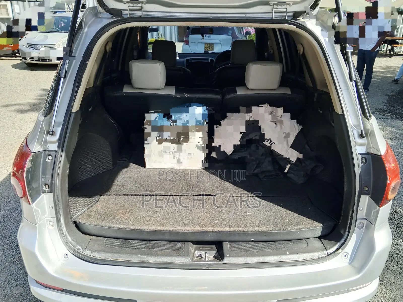 Nissan Wingroad 2012 Silver