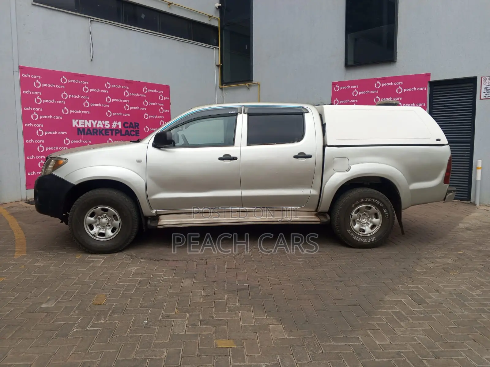 Toyota Hilux 2006 Silver