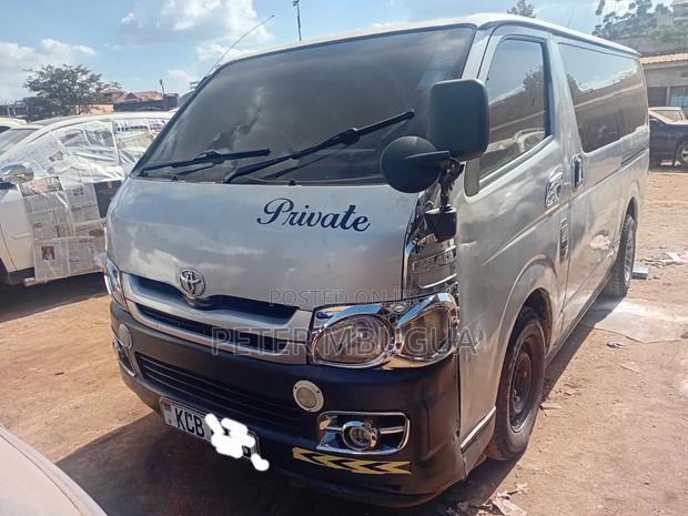 Toyota HiAce 2008 Silver - thumbnail 2