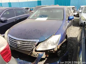 Toyota Crown 2012 Blue