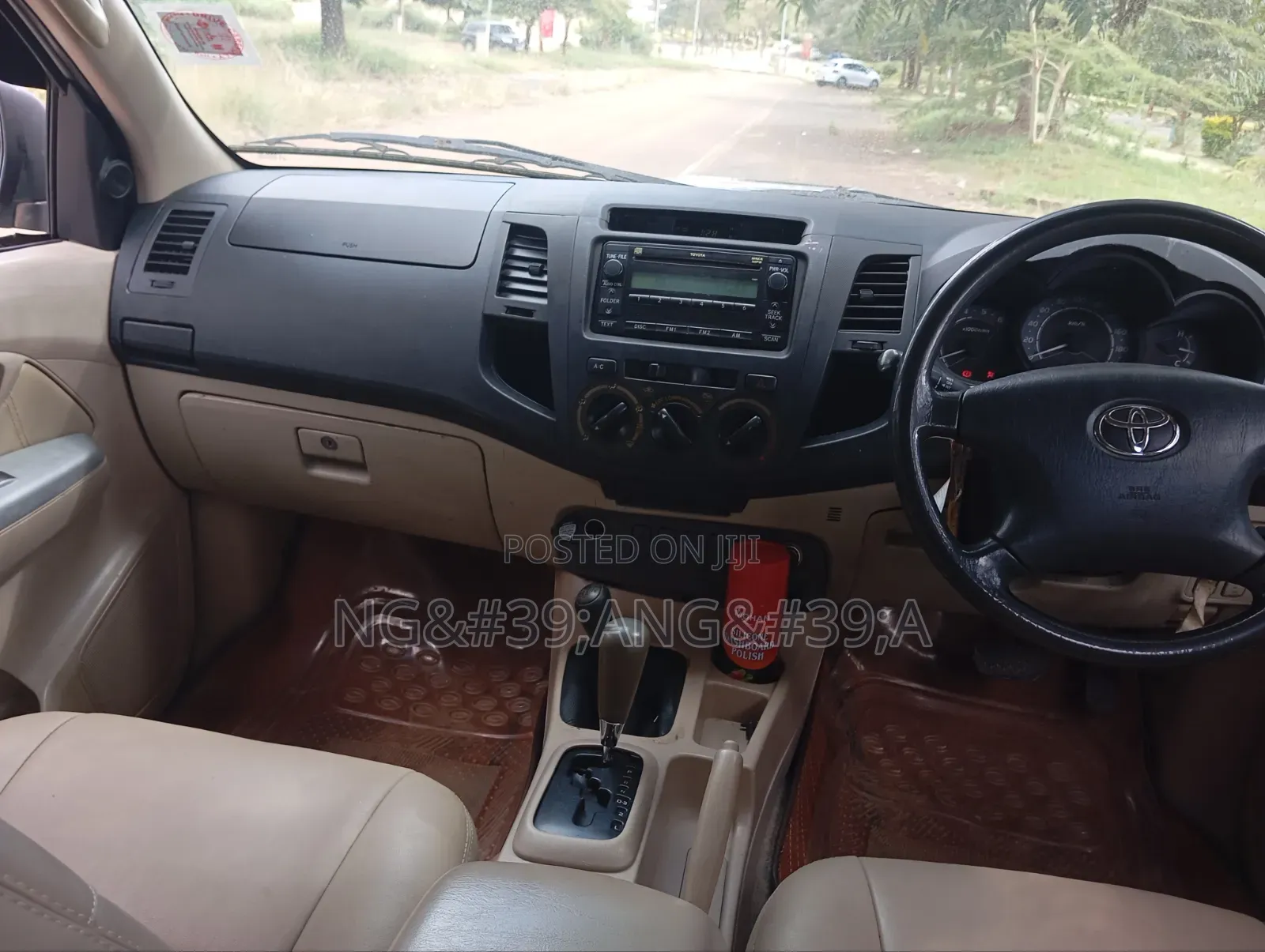 Toyota Hilux 2008 Gold