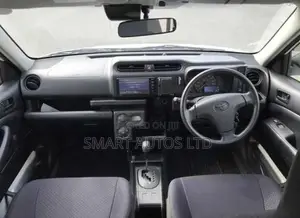 Toyota Probox 1.5 Hybrid DX Comfort 2021 Off white