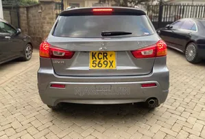 Mitsubishi RVR 2.0 2012 Gray