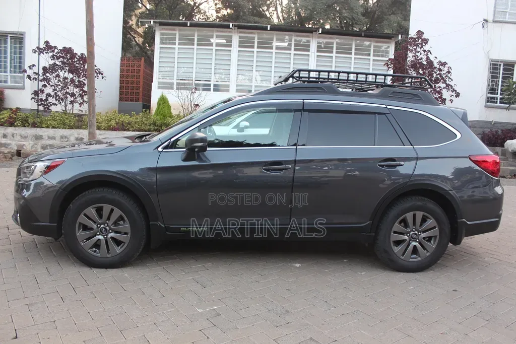 Subaru Outback 2019 Gray