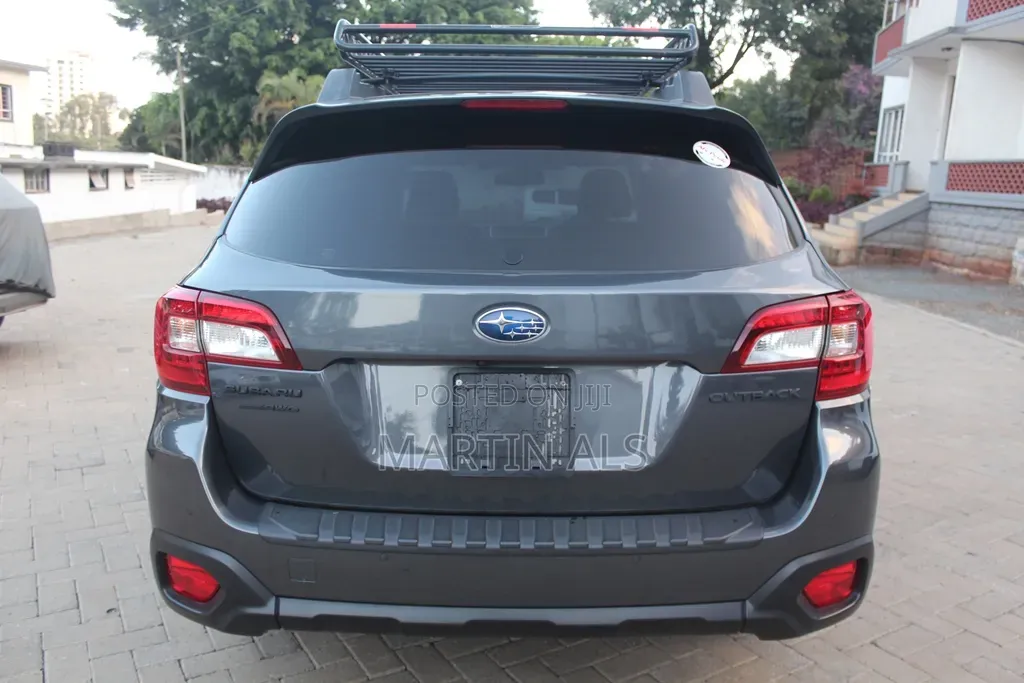 Subaru Outback 2019 Gray