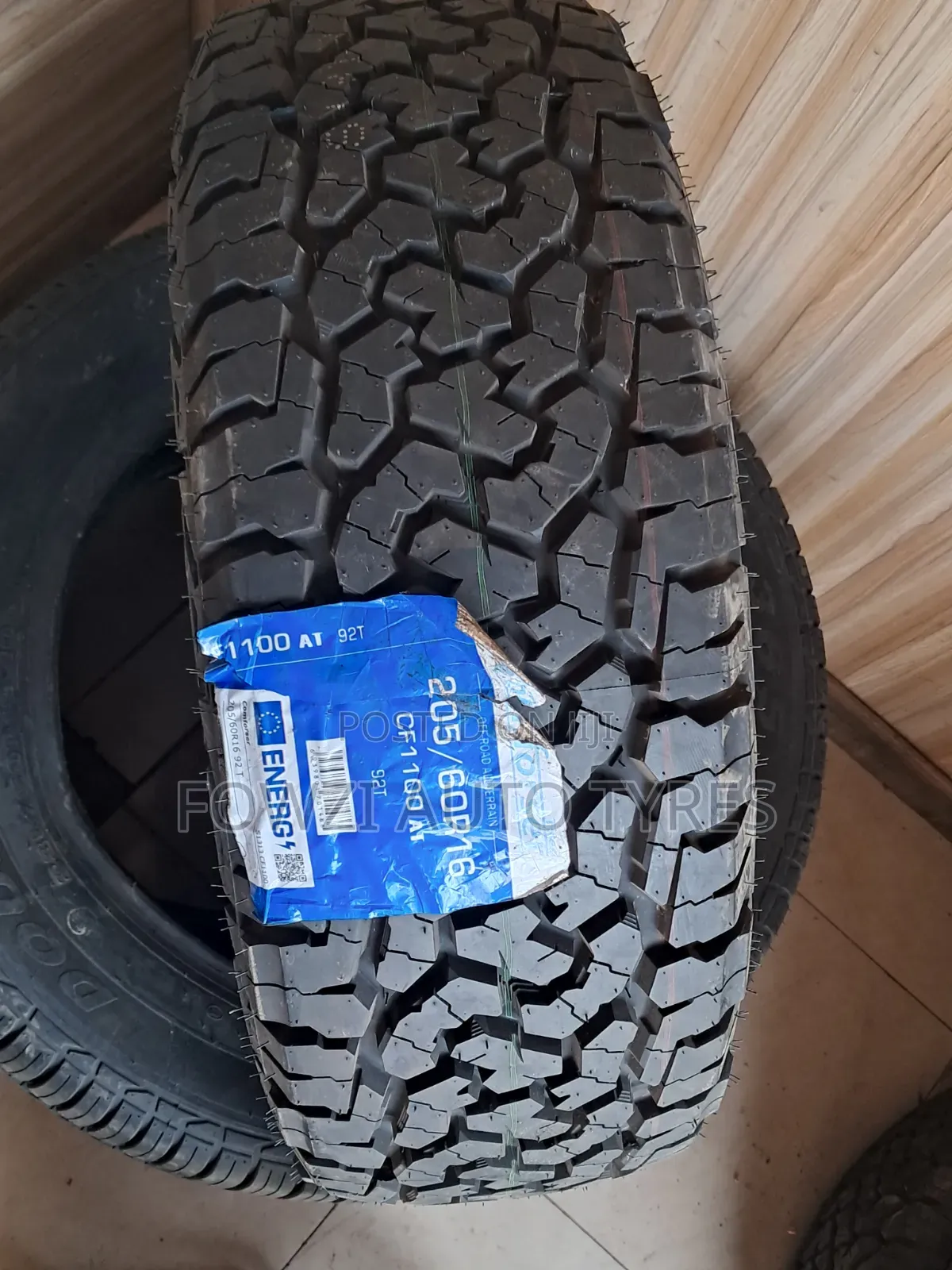 205/60r16 Comforser Cf1100