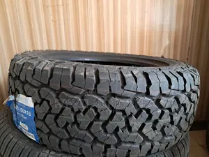 205/60r16 Comforser Cf1100
