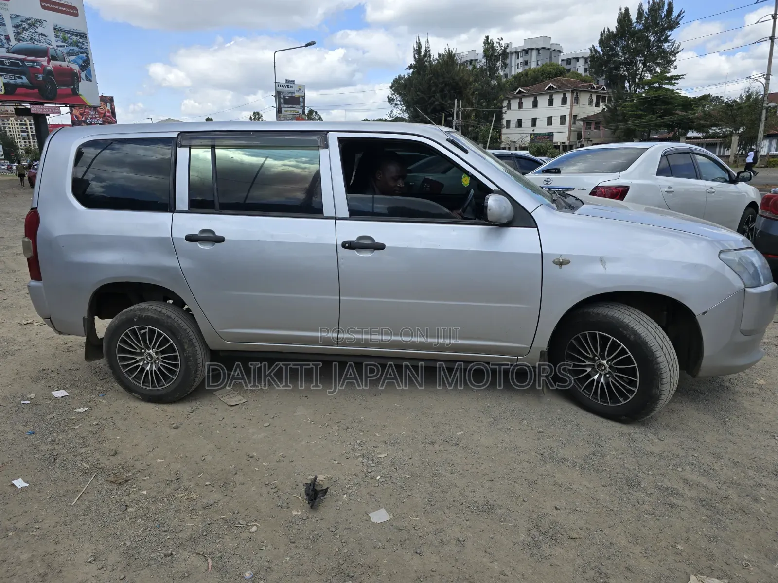 Toyota Succeed SV Premium 2016 Silver