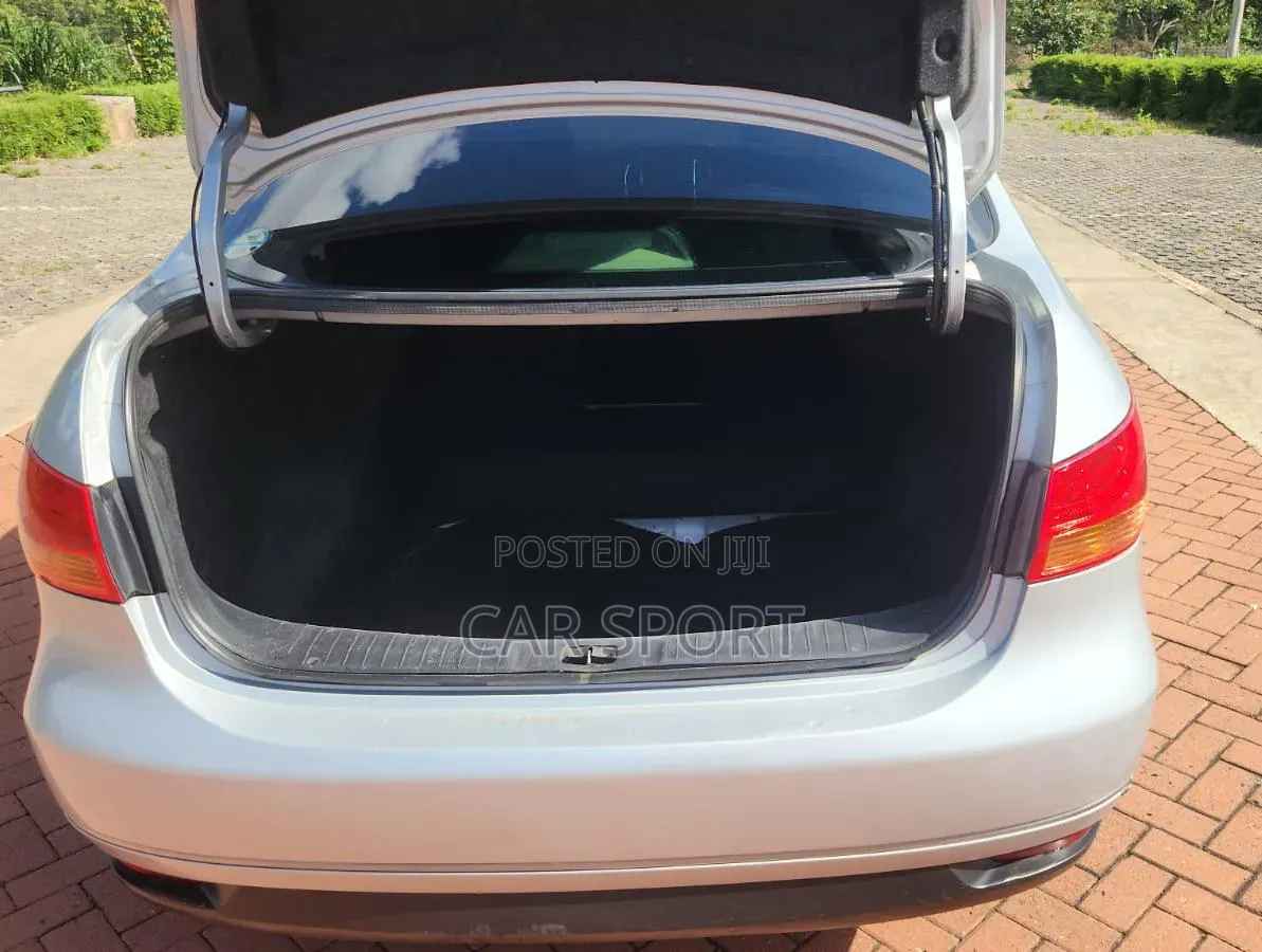 Nissan Sylphy 2010 Silver