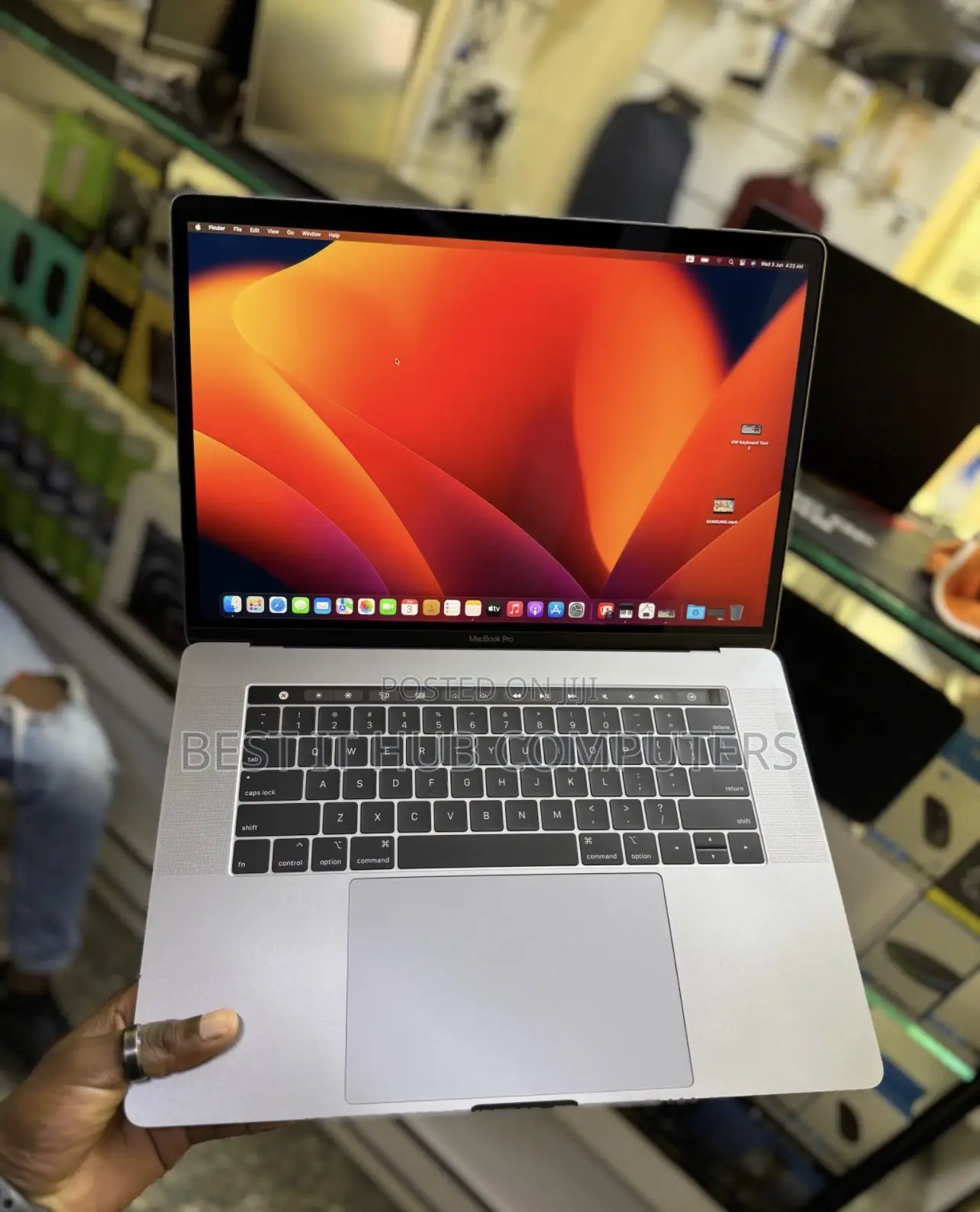Laptop Apple MacBook Pro 2018 16GB Intel Core i7 SSD 512GB